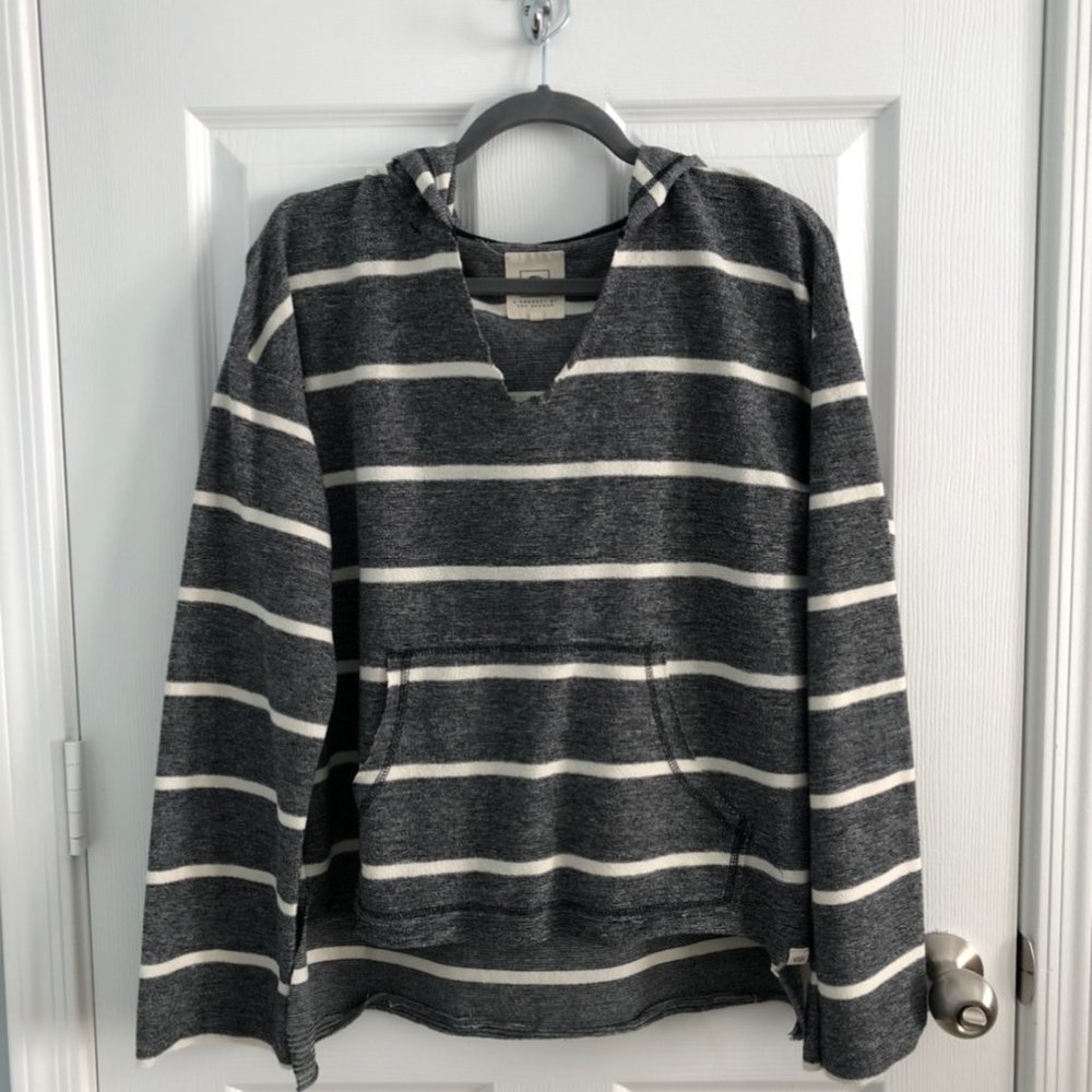 RIP CURL White And Blue Striped Light Sweater With Hoodie And Front Pocket